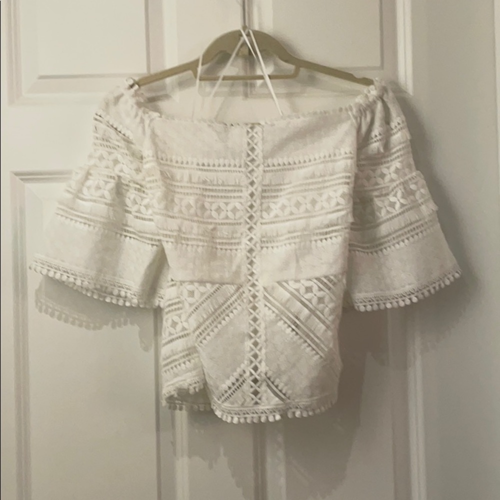 🌸 Boho style off shoulder shirt 🌸
